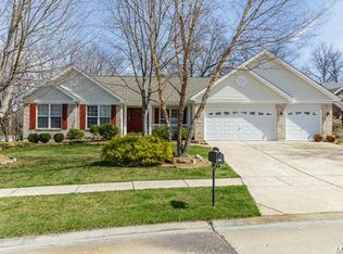 624 Logan Valley Dr, Saint Peters, MO 63376