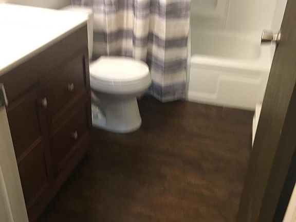 5th image of 2115 Kenyon St #B