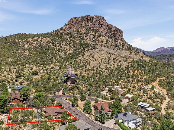 2nd image of 115 Rockcliff Ln