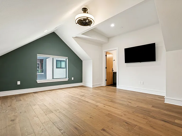 310 Clay St #12 — Photo 34
