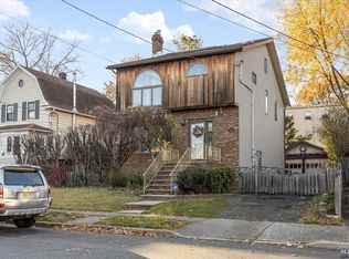 12 Eastern Way, Rutherford, NJ 07070