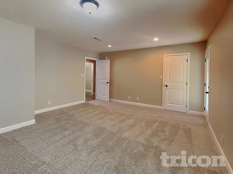 685 Ellie Nat Dr — Photo 14