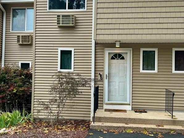 220 Main Street APT 6G, New Hartford, CT 06057