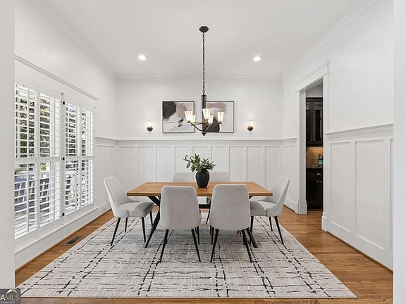 4th image of 3353 Rammel Way