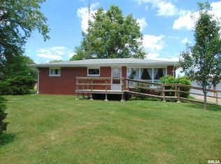 8545 E Jackson Street Rd, Du Quoin, IL 62832