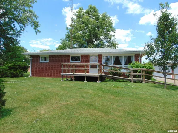 8545 E Jackson Street Rd, Du Quoin, IL 62832