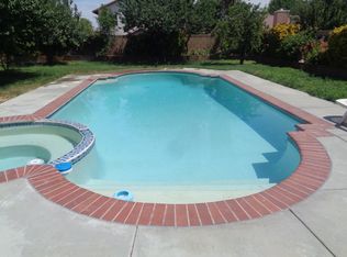 765 E Avenue J10, Lancaster, CA 93535