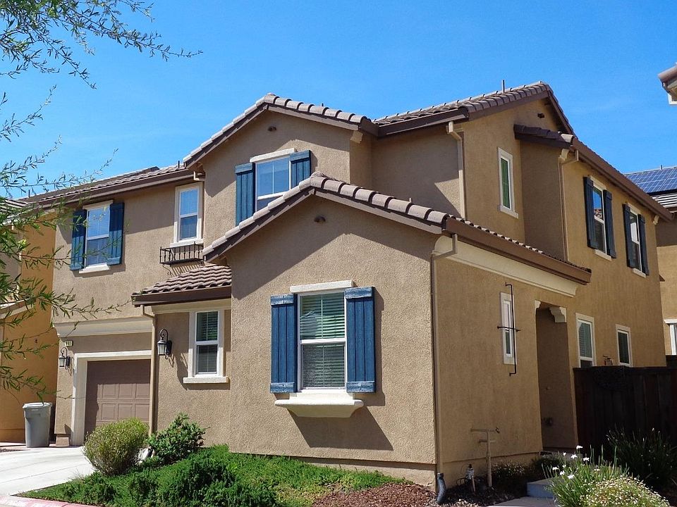 1st image of 841 Blossom Rock Ln