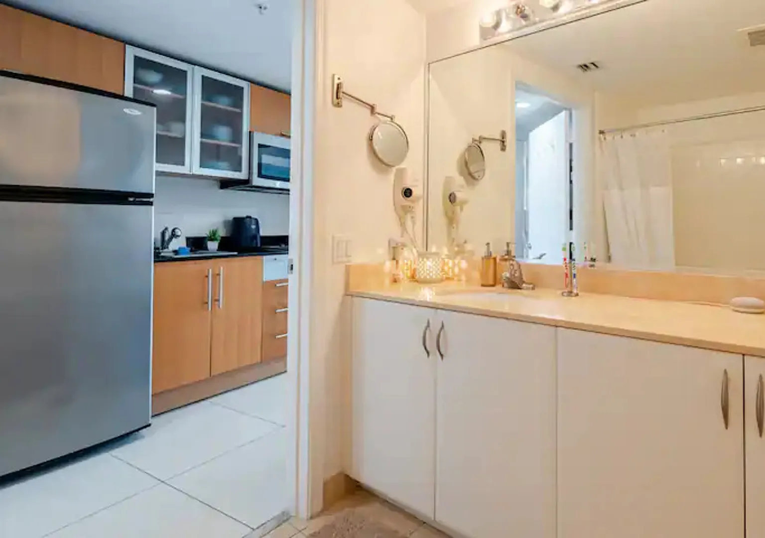 Amazing Condo in Miami — Photo 3