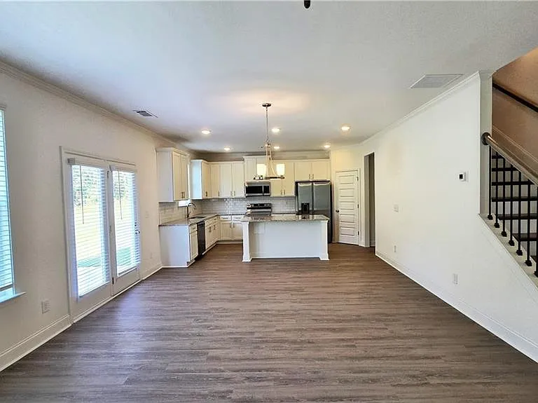 7372 Rocklin Ln — Photo 8