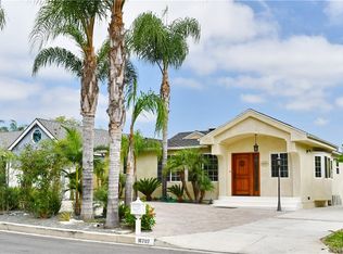 16707 Moorpark St, Encino, CA 91436