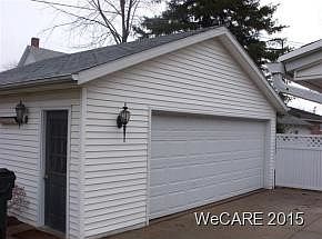 2nd image of 310 W 3rd St