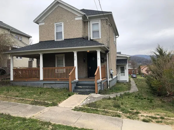 355 E Fudge St #A2, Covington, VA 24426