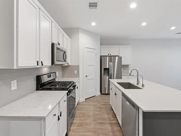 14379 Sweet Meadow Trl — Photo 5