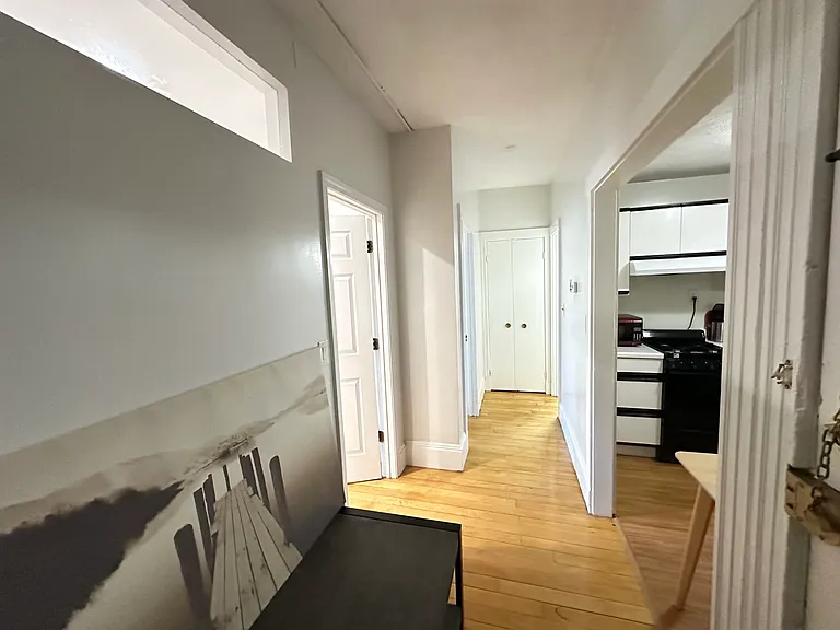 43 Park Vale Ave #5 — Photo 5