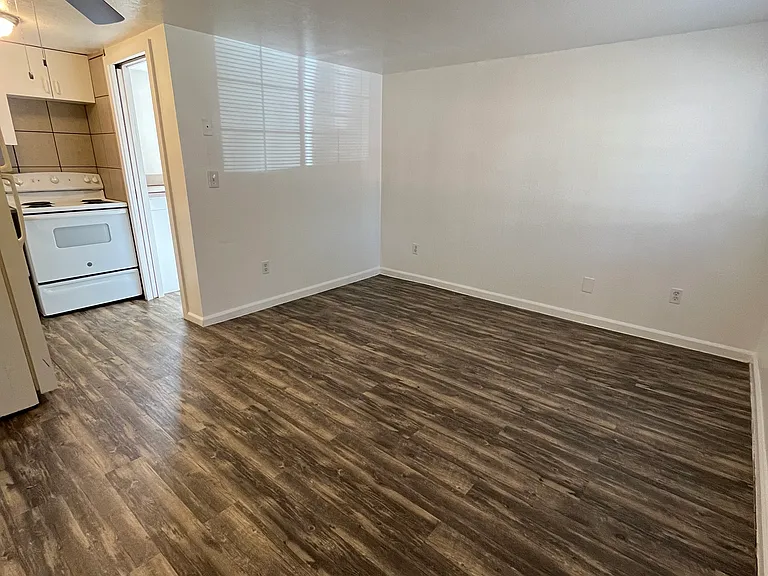 105 Front St S #3 — Photo 10