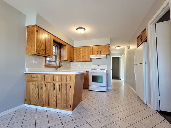 4th image of 6341 S Kilpatrick Ave