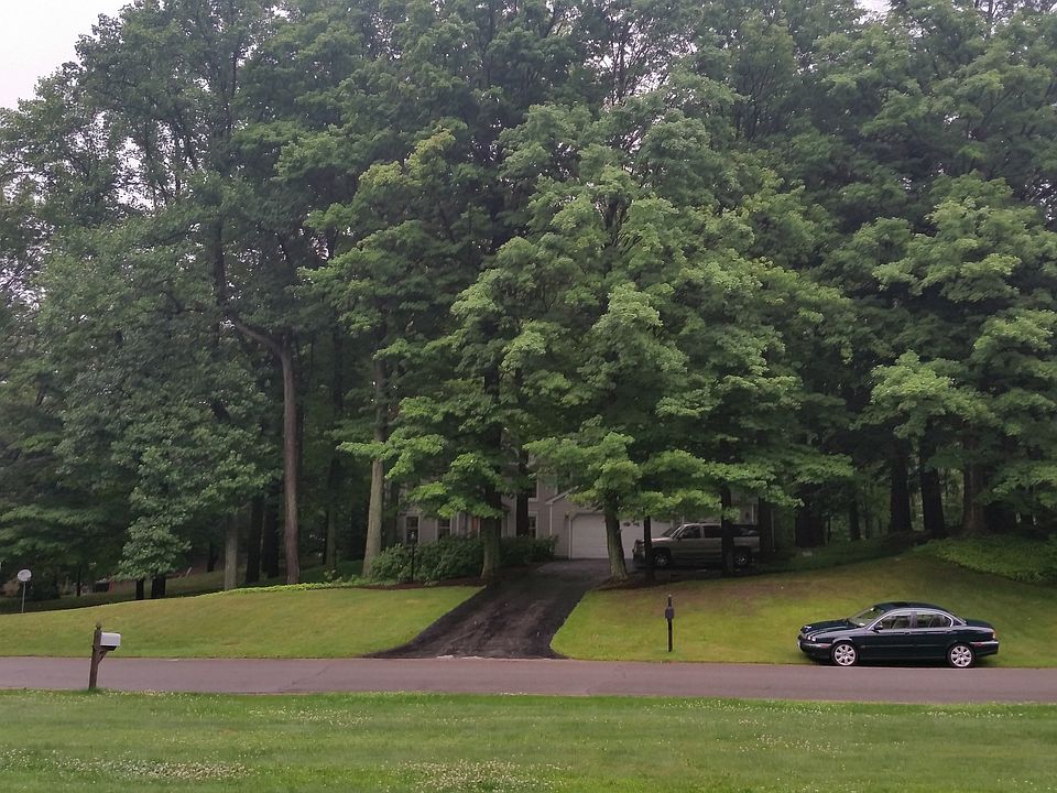 1st image of 36 Timberlake Dr