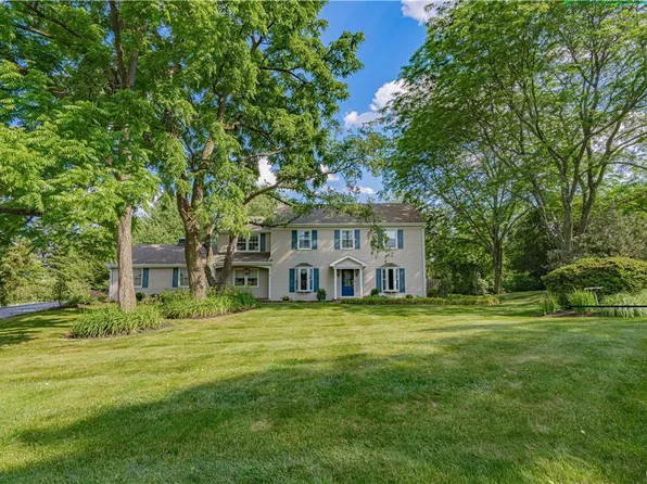 4620 Hale Ln, Emmaus, PA 18049