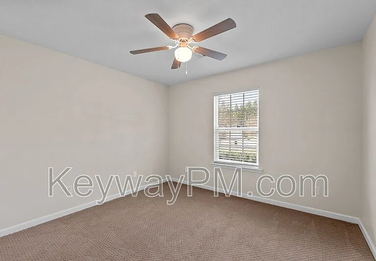 4060 Stone Pass Dr — Photo 16