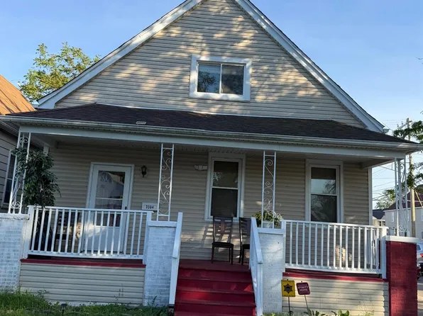 3304 Comstock St, Hamtramck, MI 48212