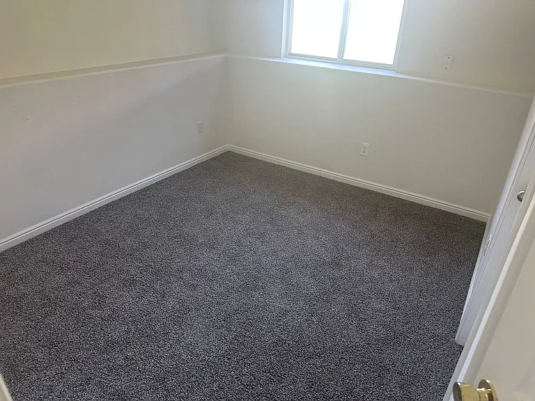 1116 N Jefferson Ave — Photo 9