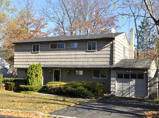 19 Westway, Hartsdale, NY 10530