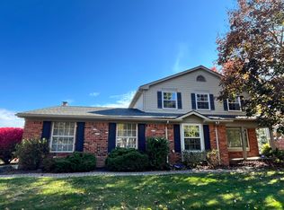 2852 Mayfair Dr, Troy, MI 48084