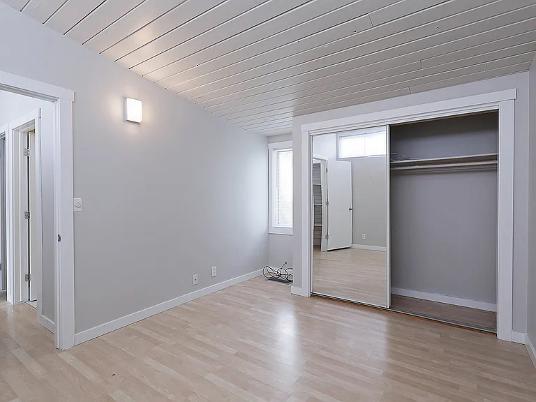 643 W Lakeshore Dr — Photo 24