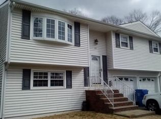 68 Clark St, Iselin, NJ 08830