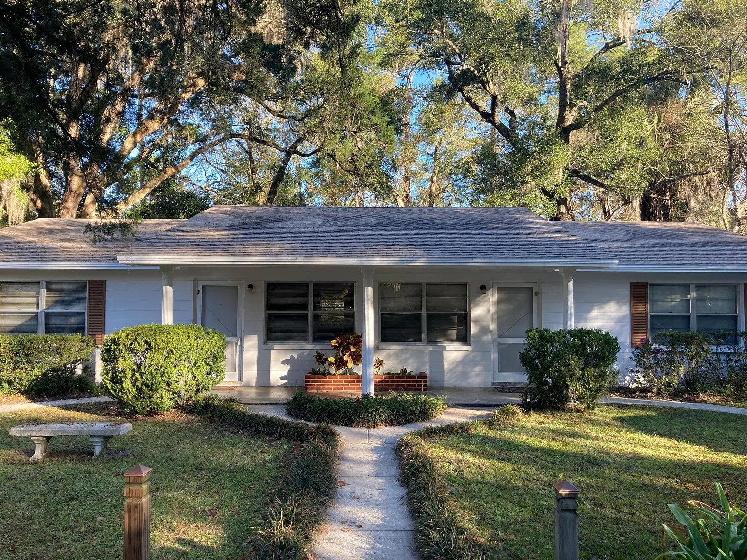 2 bed, 900 sqft, $1,800 — Photo 1