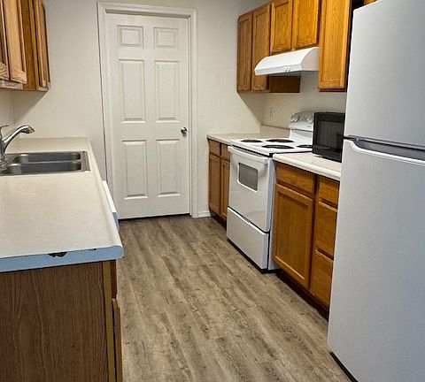 5th image of 2140 Elizabeth Blvd APT 22C