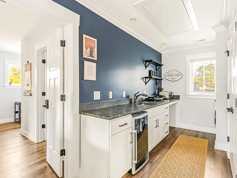 Laundry Room Cabinet