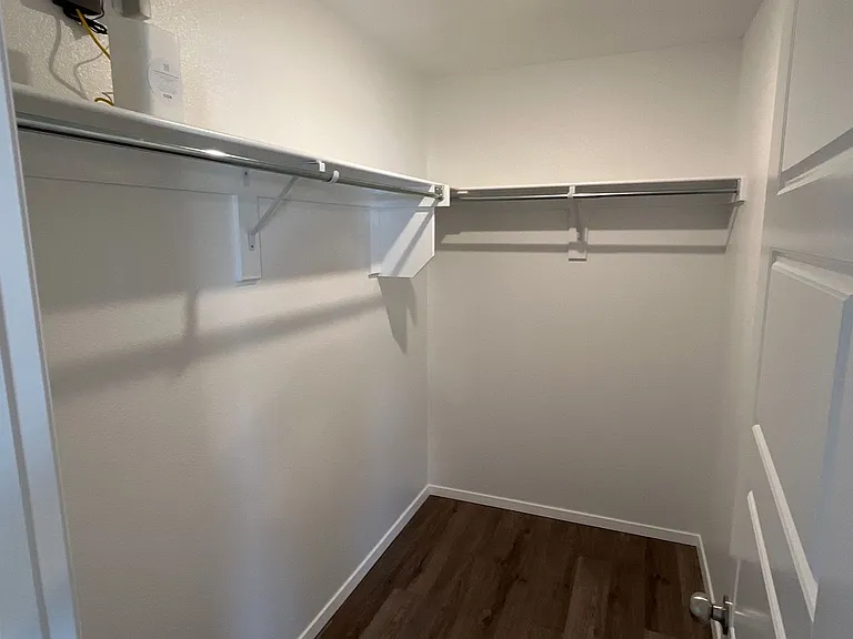 3201 E Jacob Ln — Photo 11
