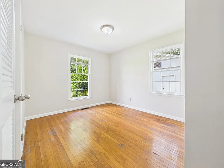 1881 Tanglewood Rd — Photo 14