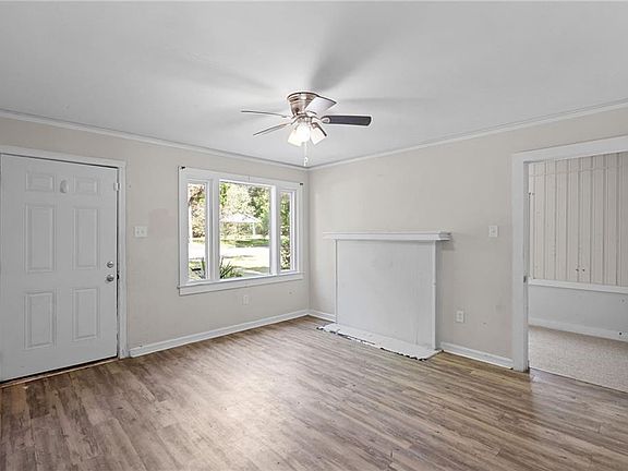 4th image of 1467 Pitman Dr