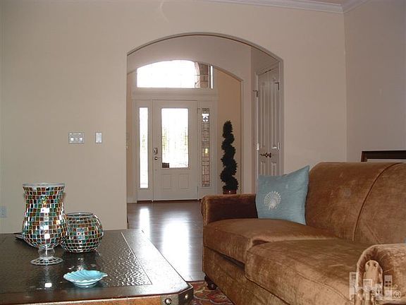 3rd image of 88 White Swain Court