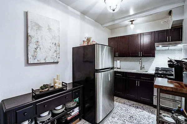 Sold by Universal Realty Group | media 13