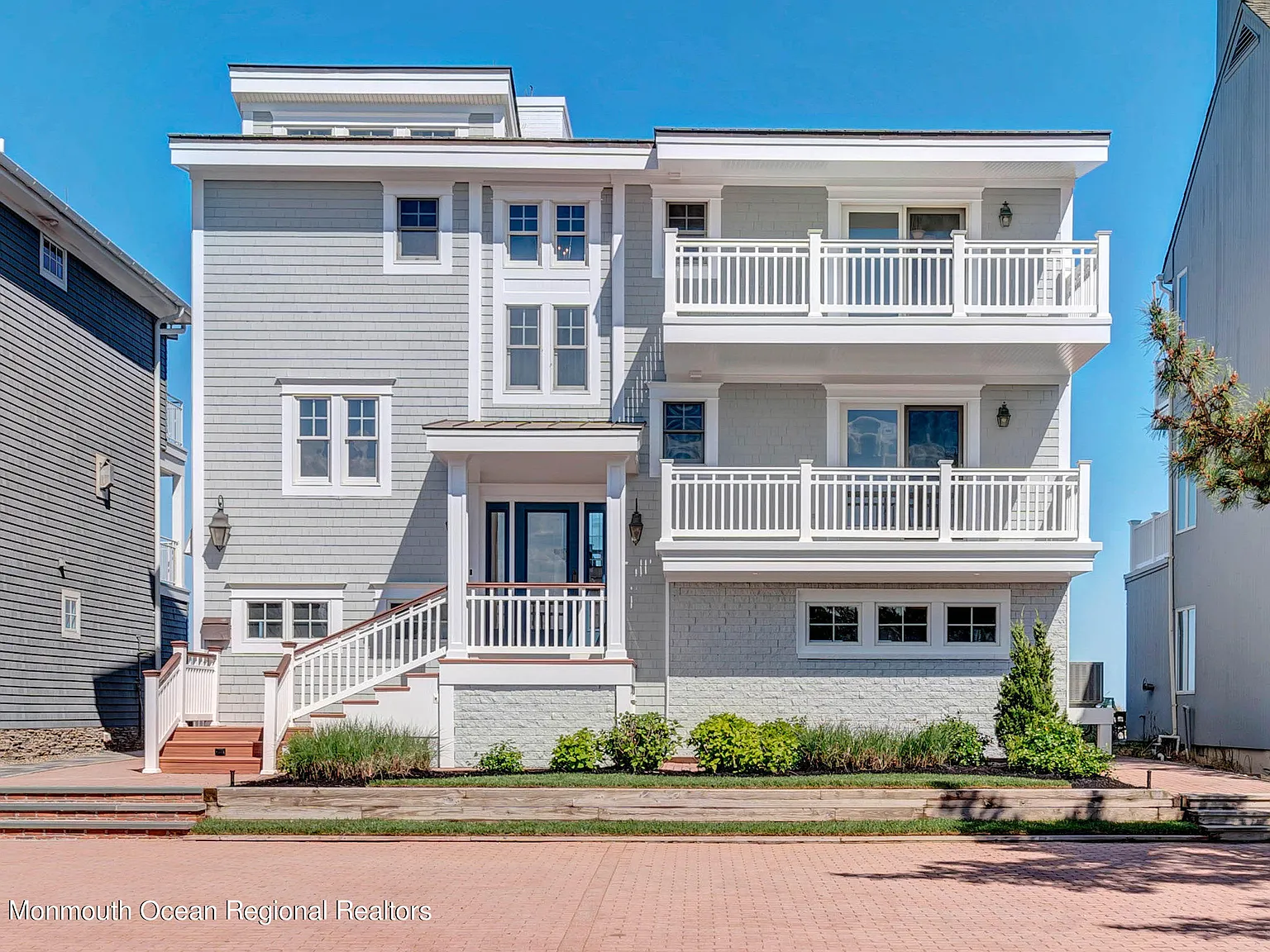 4 bed, 2679 sqft, $60,000 — Photo 2