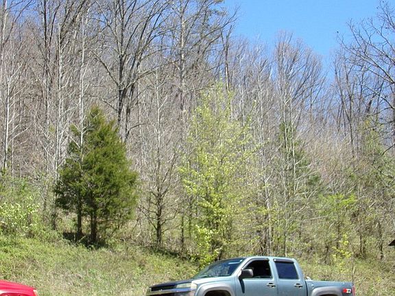 4th image of 2884 Careys Run Pond Creek Rd