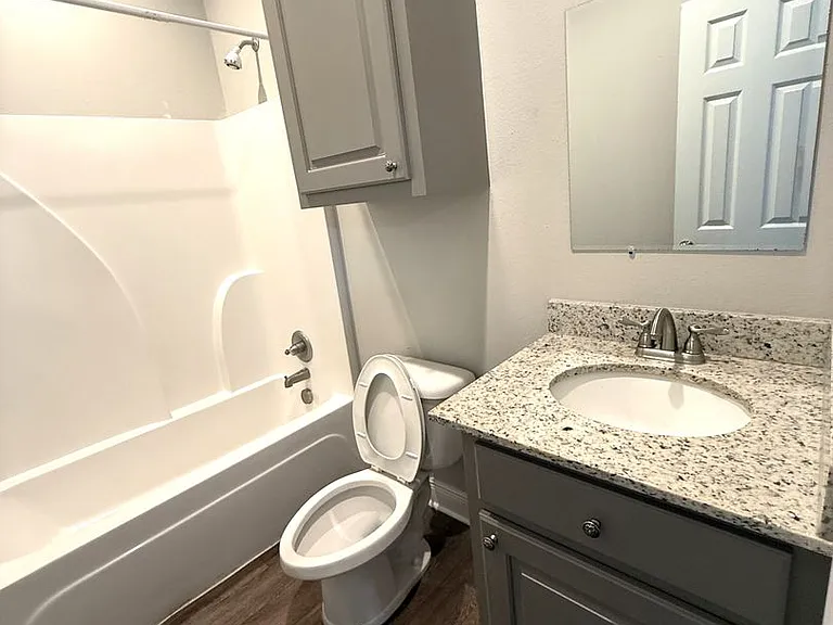 2802 Miller Ave — Photo 13