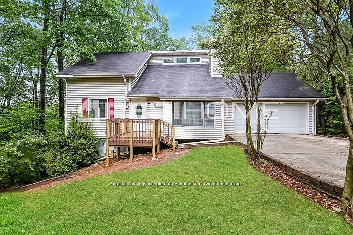 1st image of 1543 Squire Ct