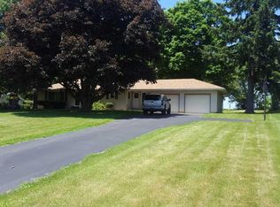 334 W Beloit St, Darien, WI 53114
