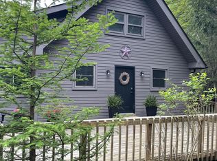 3311 Red Run Rd, Pocono Summit, PA 18346