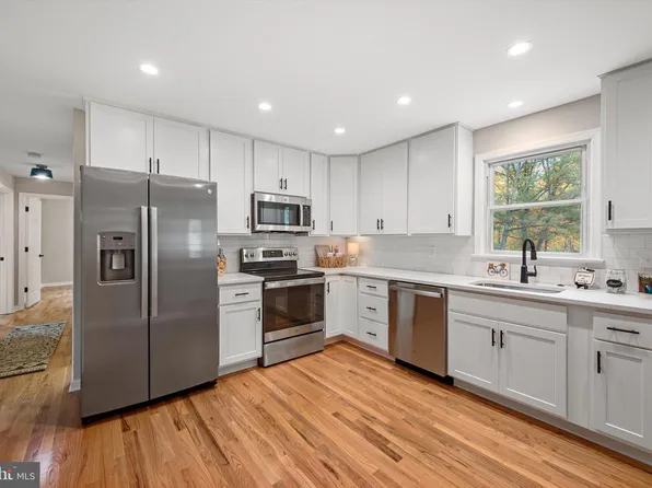 1430 Jordan Springs Rd, Stephenson, VA 22656