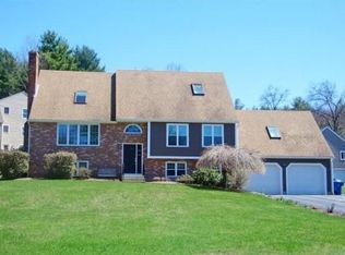 29 Dudley Ln, Sutton, MA 01590
