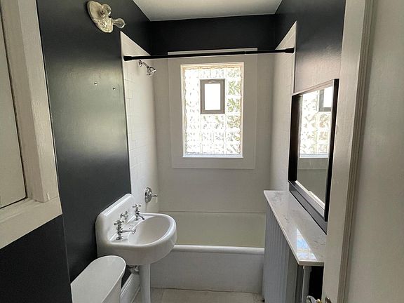 5th image of 1152 Lincoln Ave APT 3