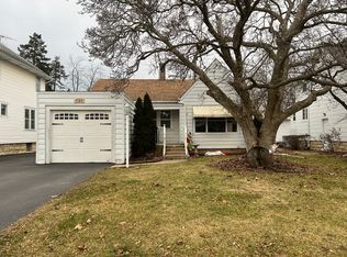 1103 Taylor St, Joliet, IL 60435