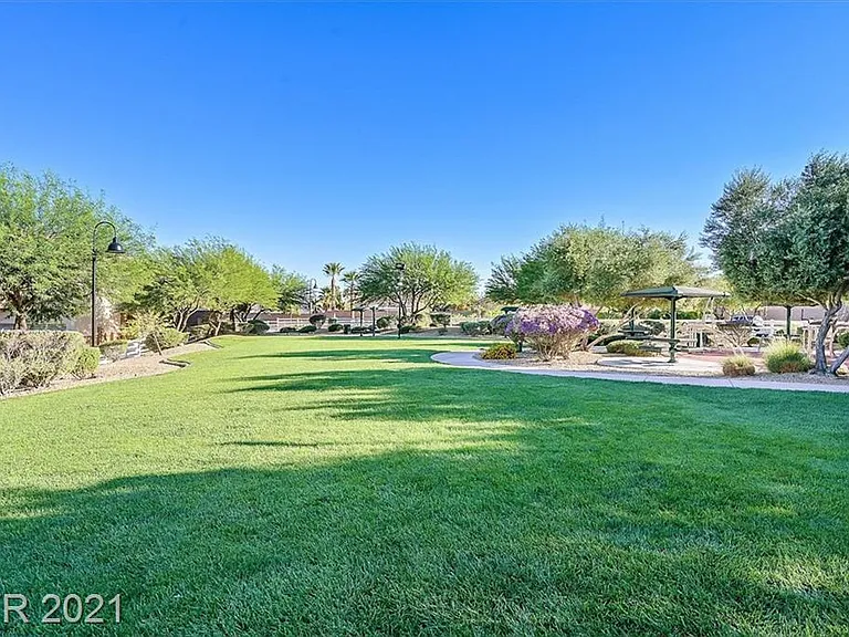 8710 Horizon Wind Ave — Photo 18