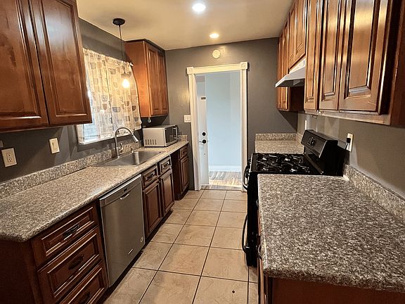 3rd image of 1154 Schaupp Ct